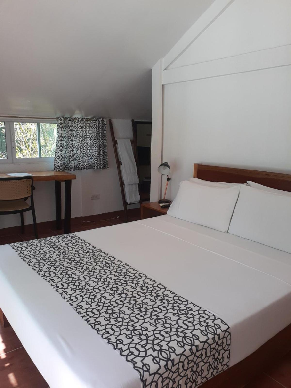 Balabag  Bluewaves Beach House מראה חיצוני תמונה