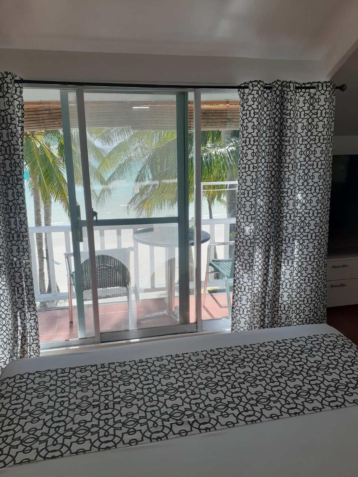 Balabag  Bluewaves Beach House מראה חיצוני תמונה